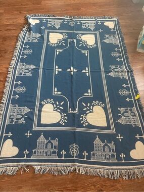 Blue and Cream Woven Heart & House Throw Blanket - Brand Unspecified USA